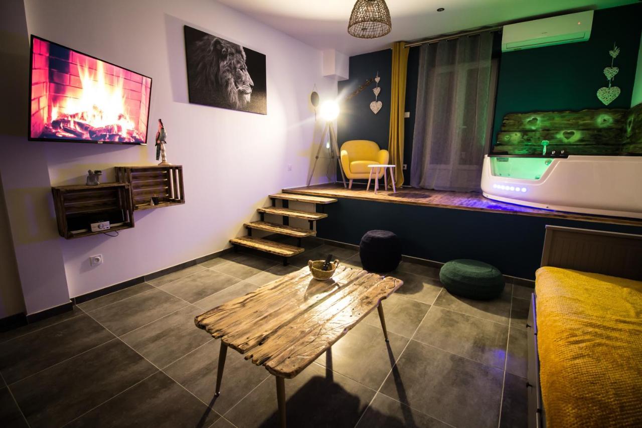 ** Au Canal Du Midi - Jaccuzzi & Luxueux Appartements ** Carcasona Exterior foto