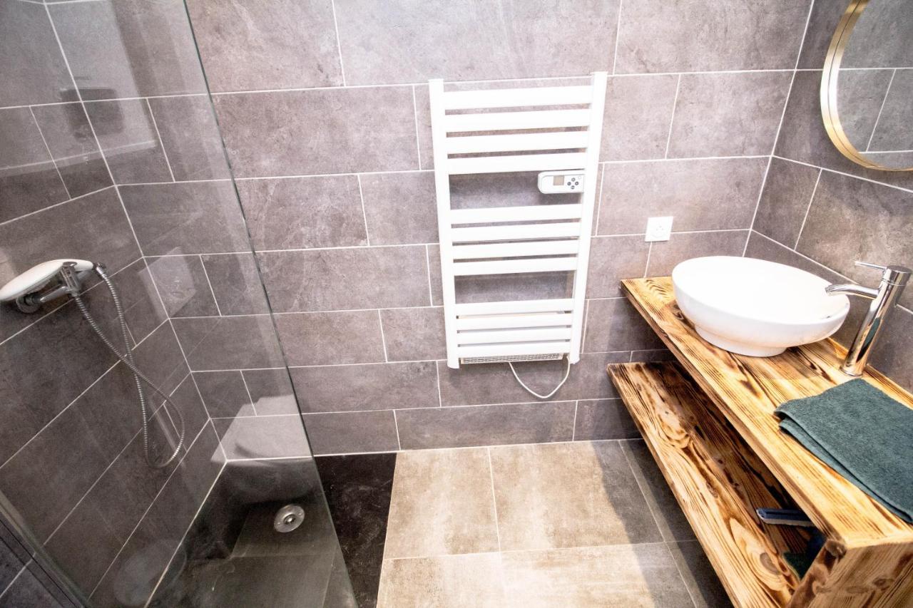 ** Au Canal Du Midi - Jaccuzzi & Luxueux Appartements ** Carcasona Exterior foto