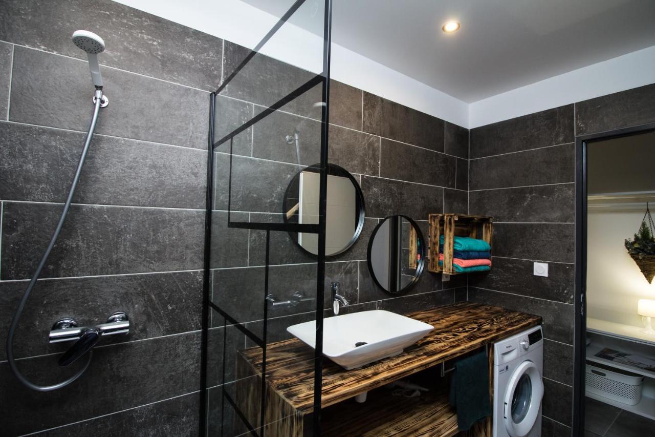 ** Au Canal Du Midi - Jaccuzzi & Luxueux Appartements ** Carcasona Exterior foto